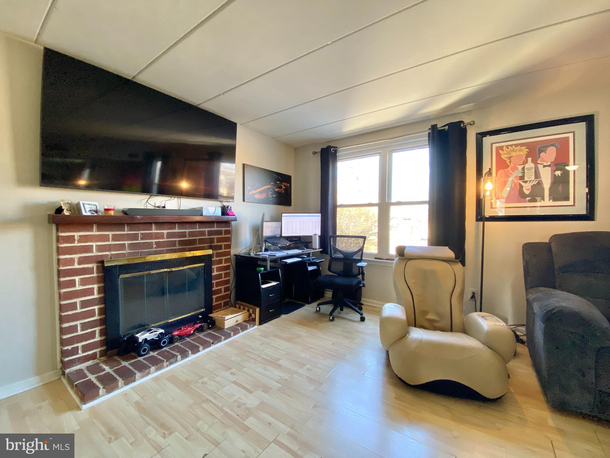 RIDLEY PARK - Residential Lease