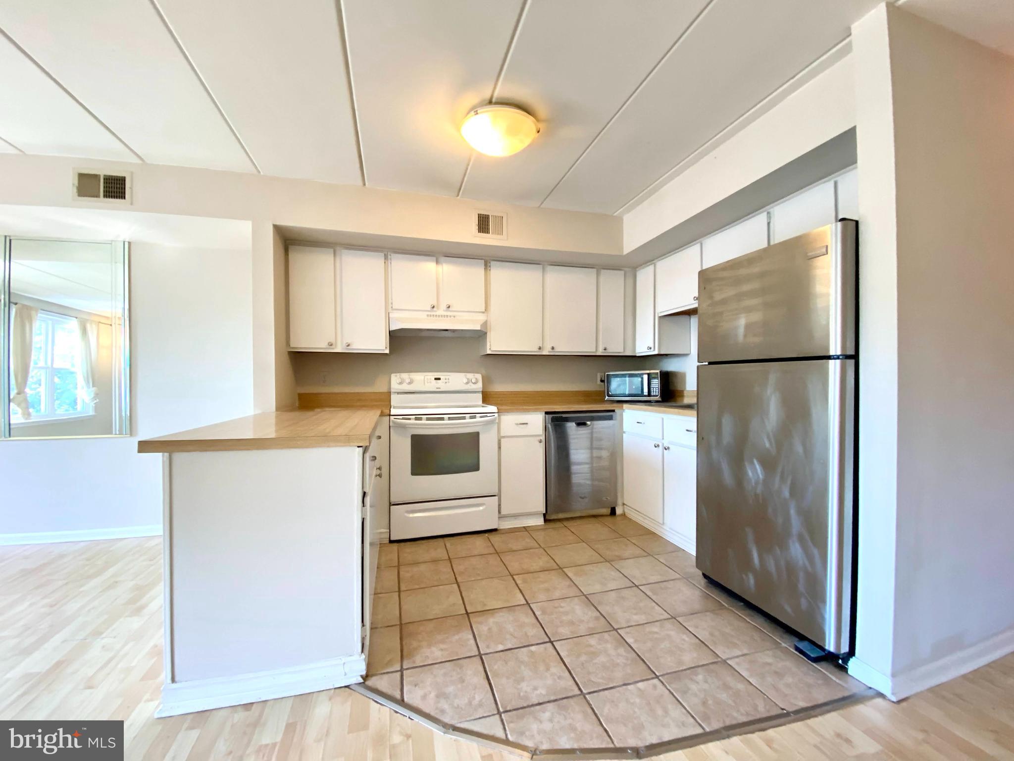 RIDLEY PARK - Residential Lease