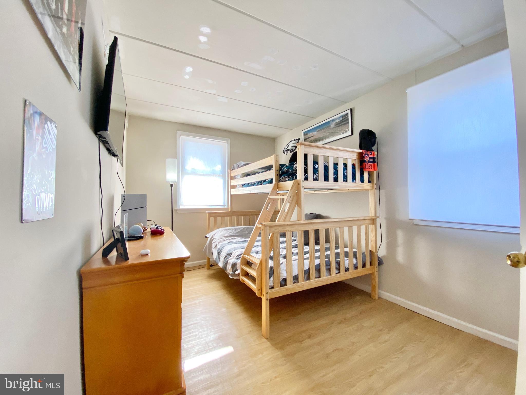 RIDLEY PARK - Residential Lease