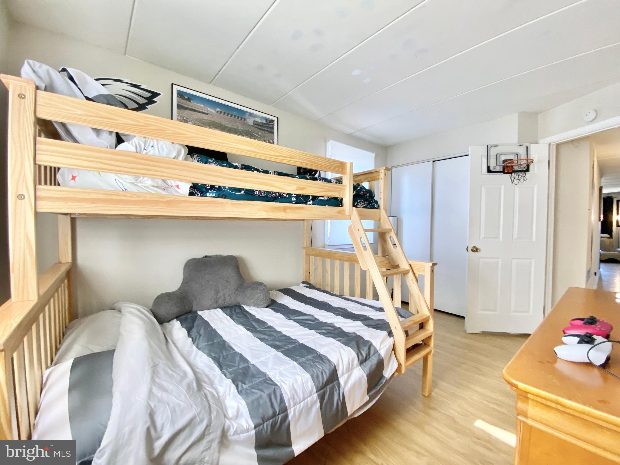 RIDLEY PARK - Residential Lease