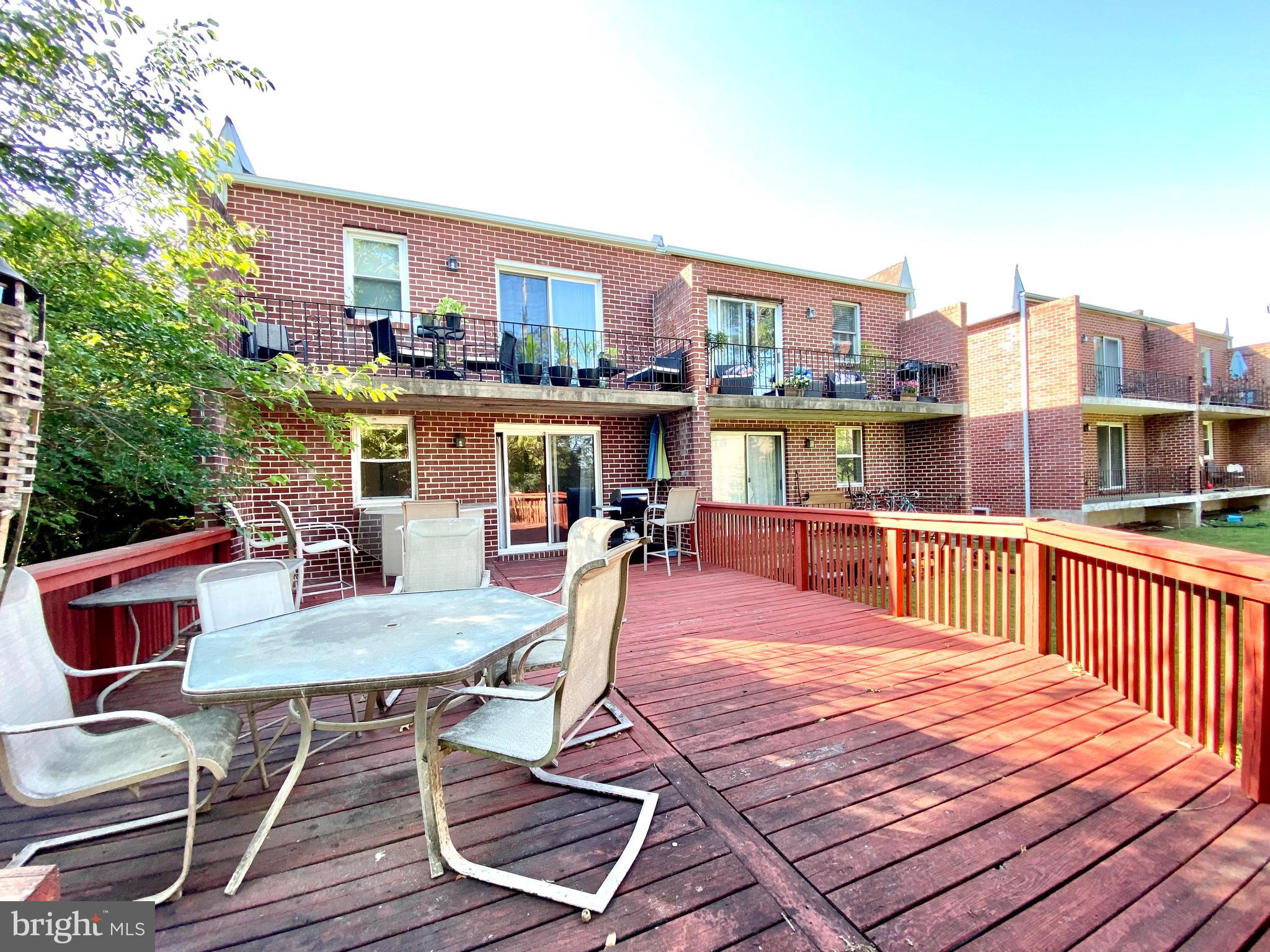 RIDLEY PARK - Residential Lease