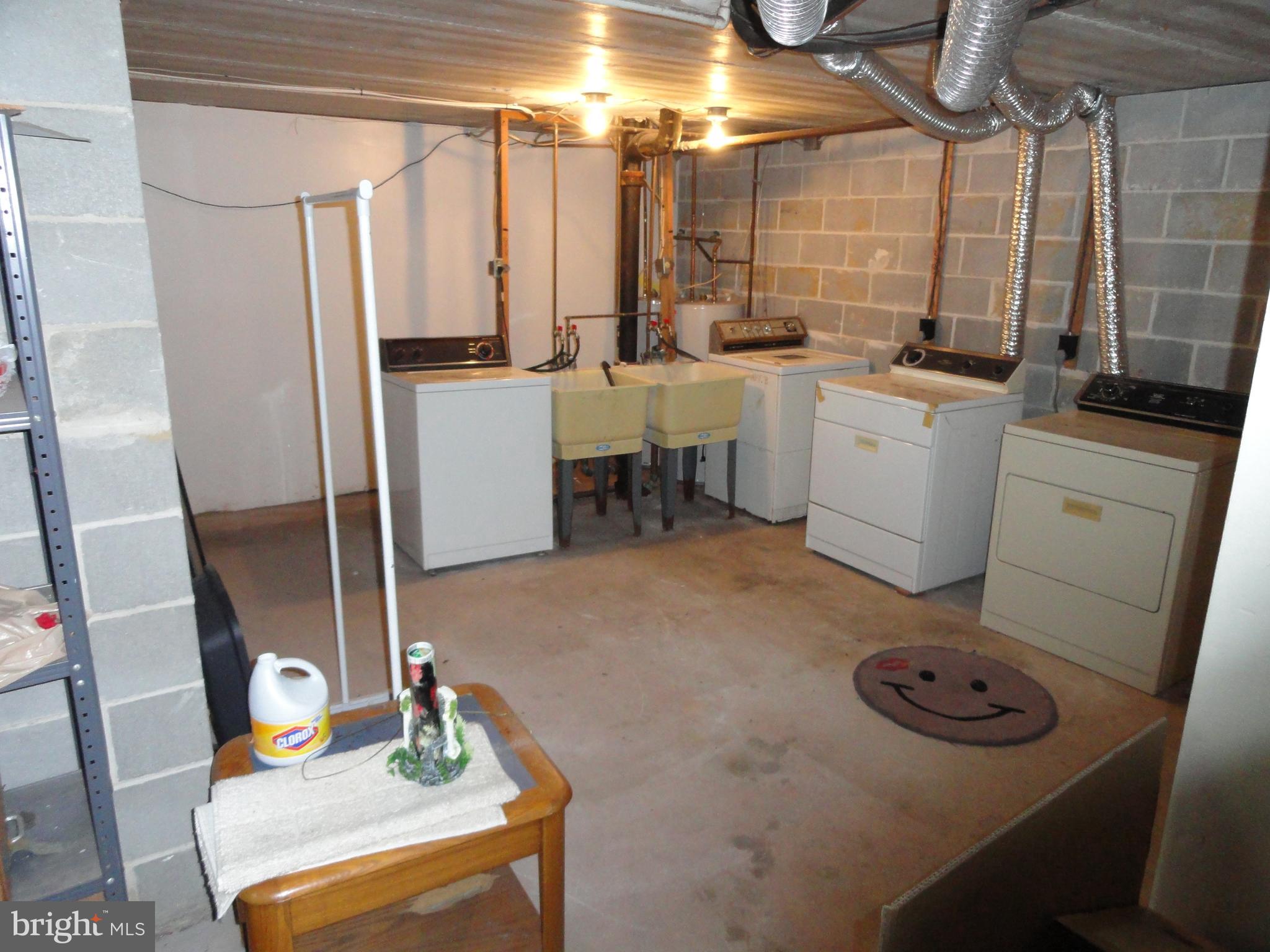 RIDLEY PARK - Residential Lease