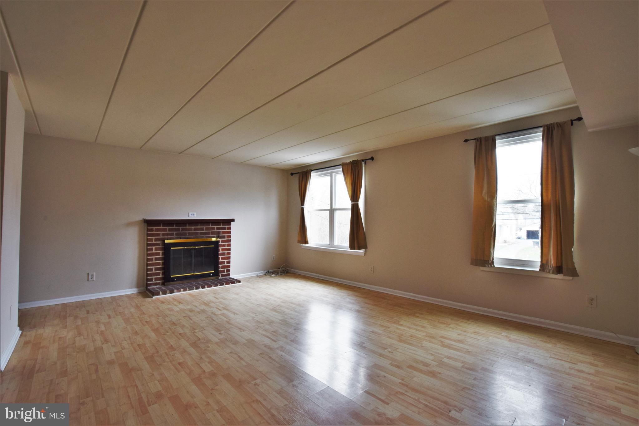 RIDLEY PARK - Residential Lease