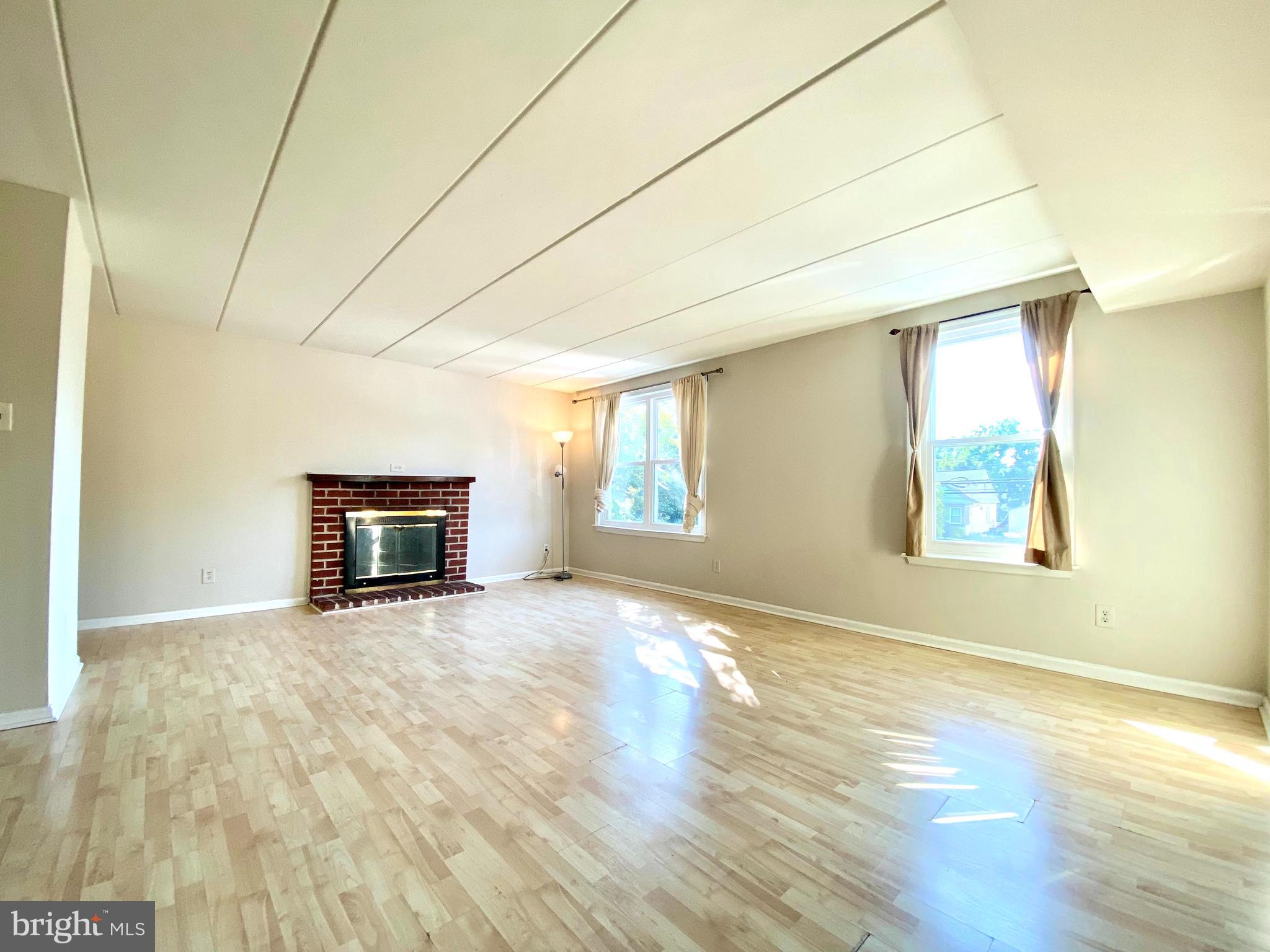 RIDLEY PARK - Residential Lease