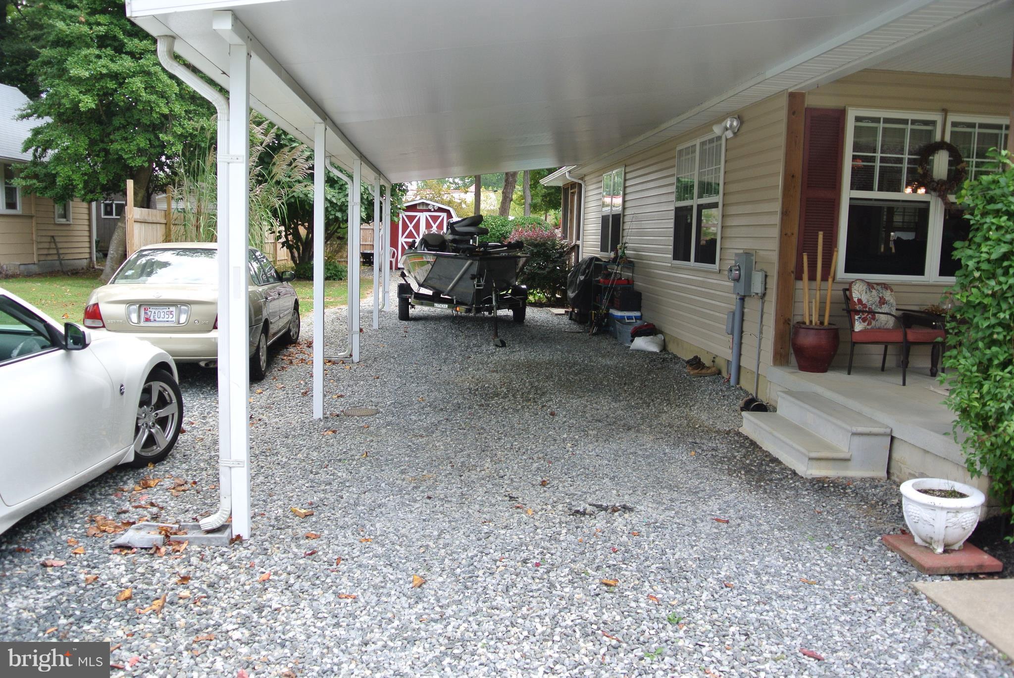 COBB ISLAND - Residential