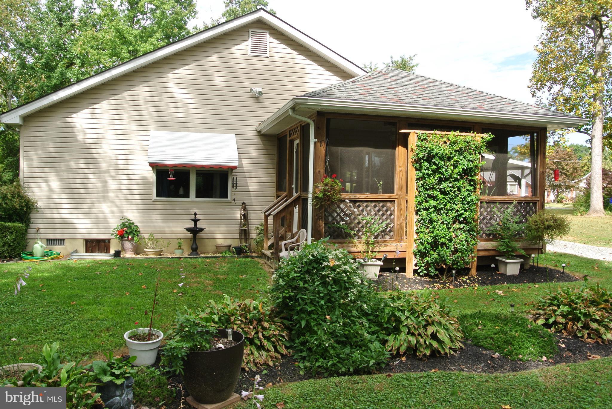 COBB ISLAND - Residential