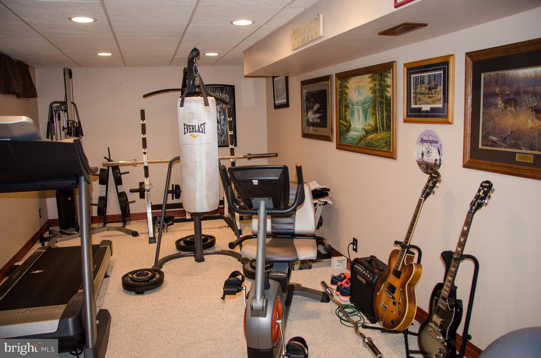 GLENWOOD GARTH - Residential