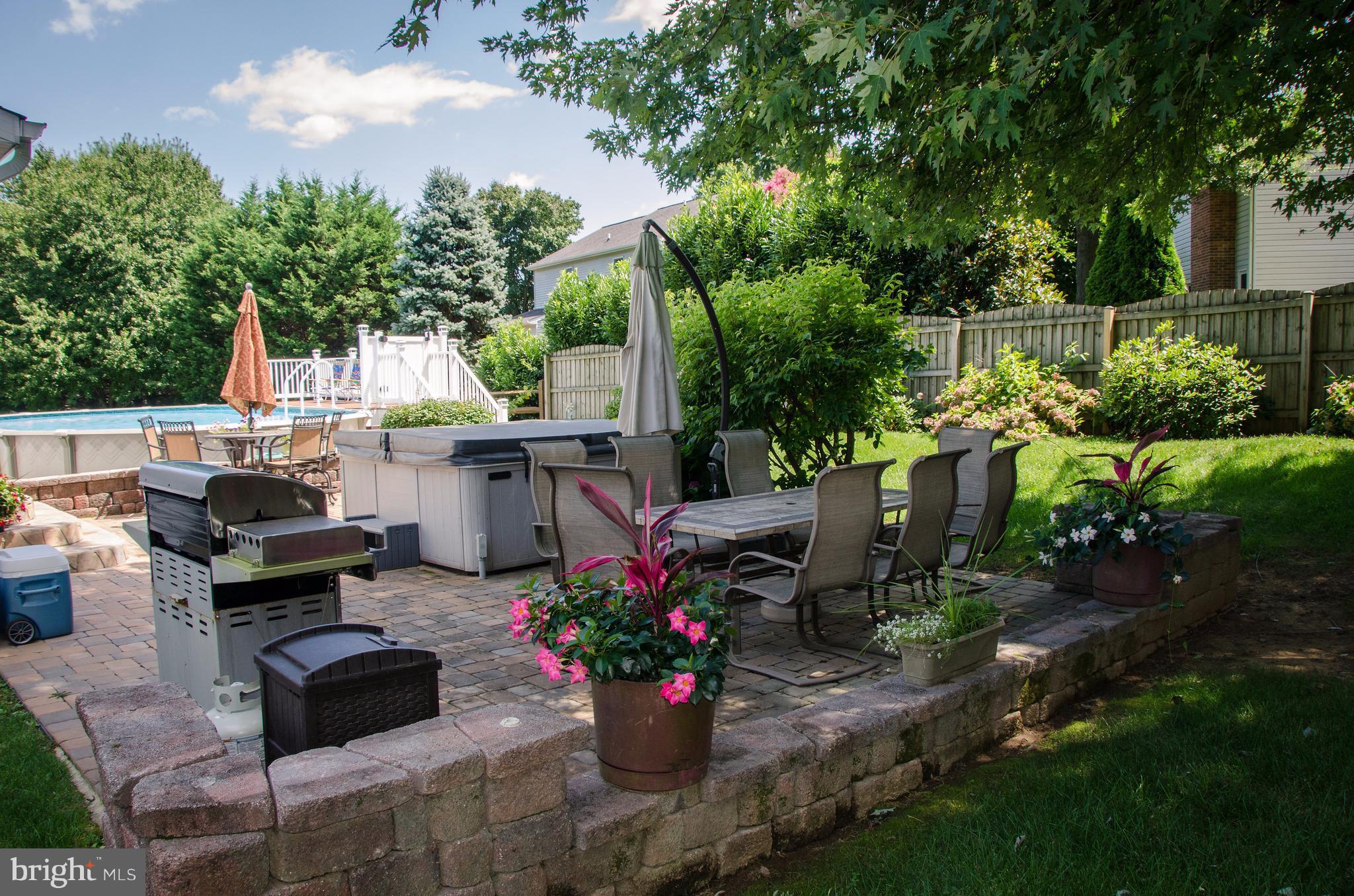 GLENWOOD GARTH - Residential