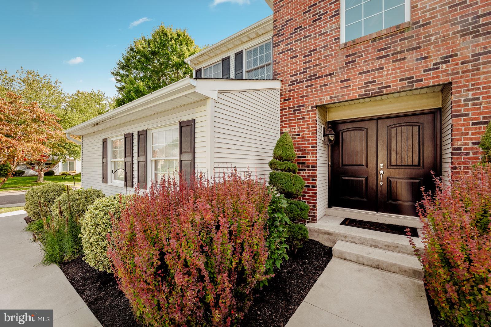 1389 FOUNTAIN ROAD
