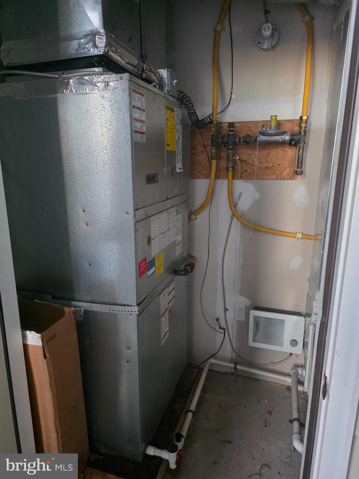 ISABELLA AT MONTICELLO MEWS - Residential