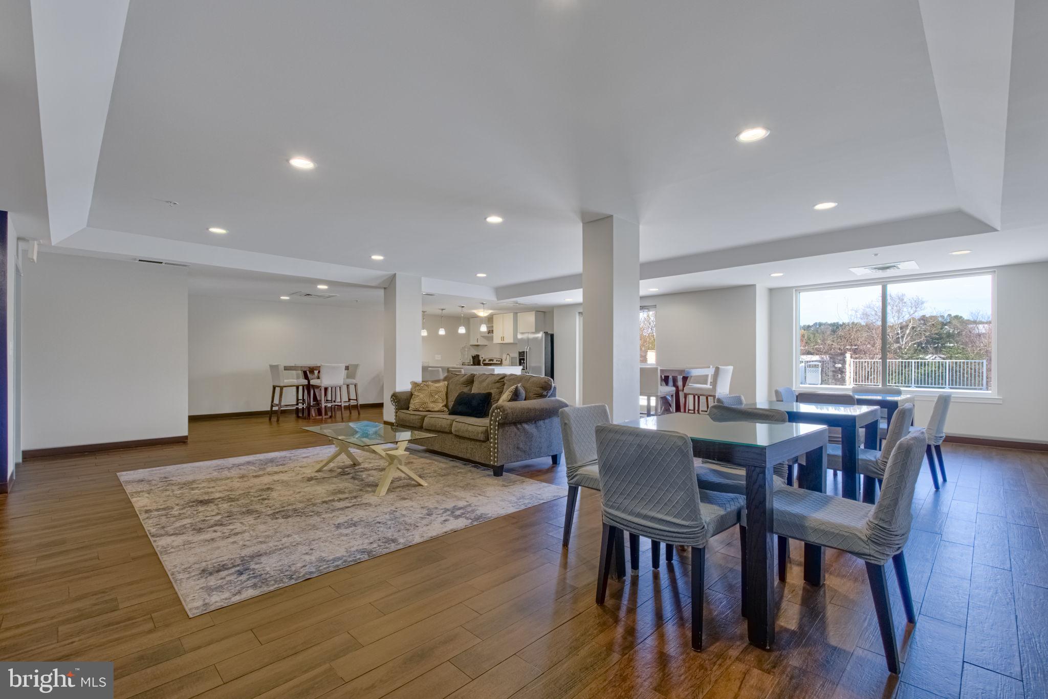 ISABELLA AT MONTICELLO MEWS - Residential