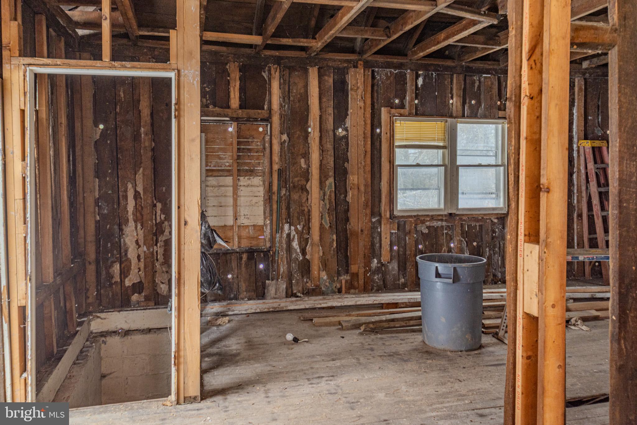 OAKLAND - Residential