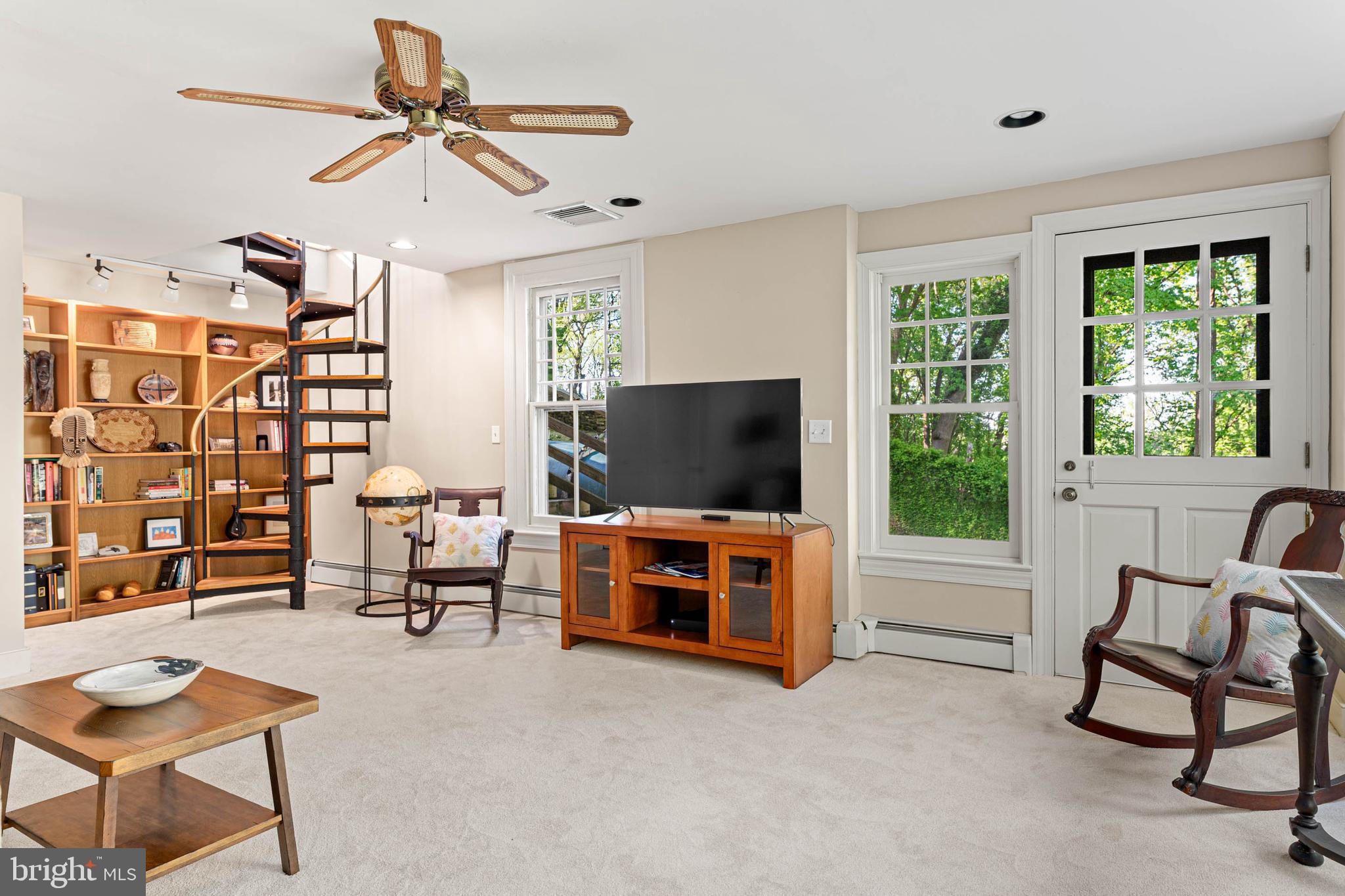 GLADWYNE - Residential