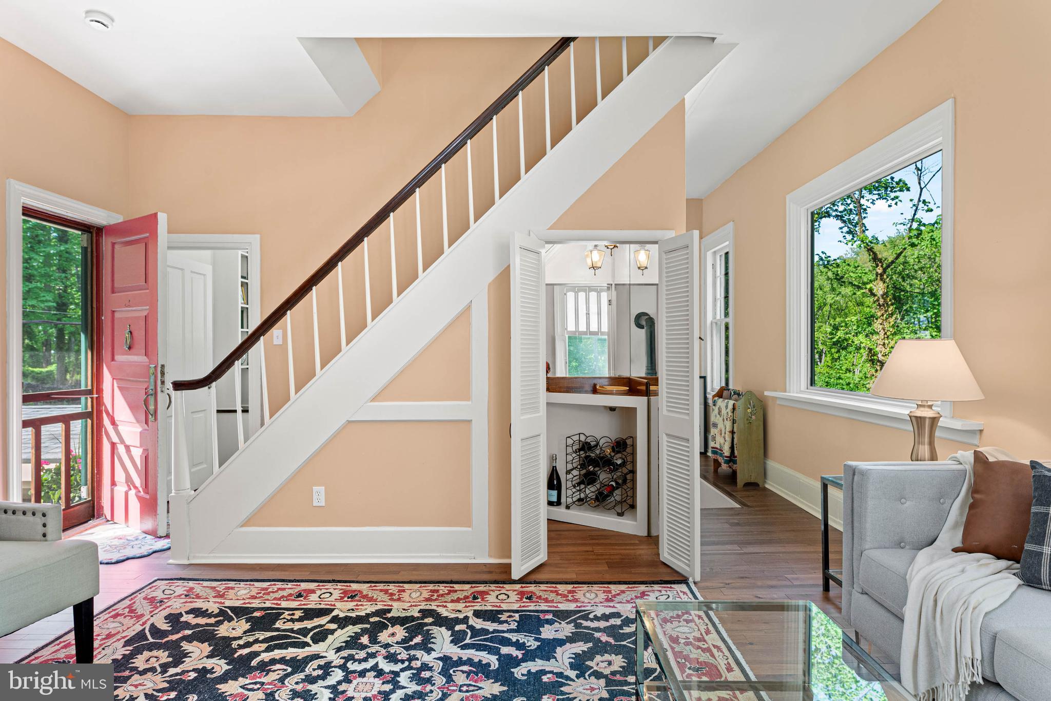 GLADWYNE - Residential