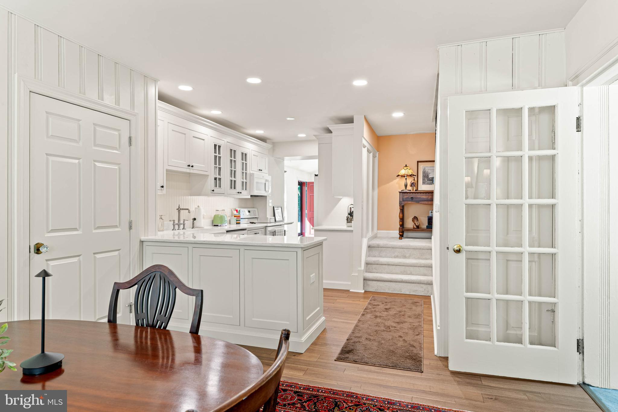 GLADWYNE - Residential