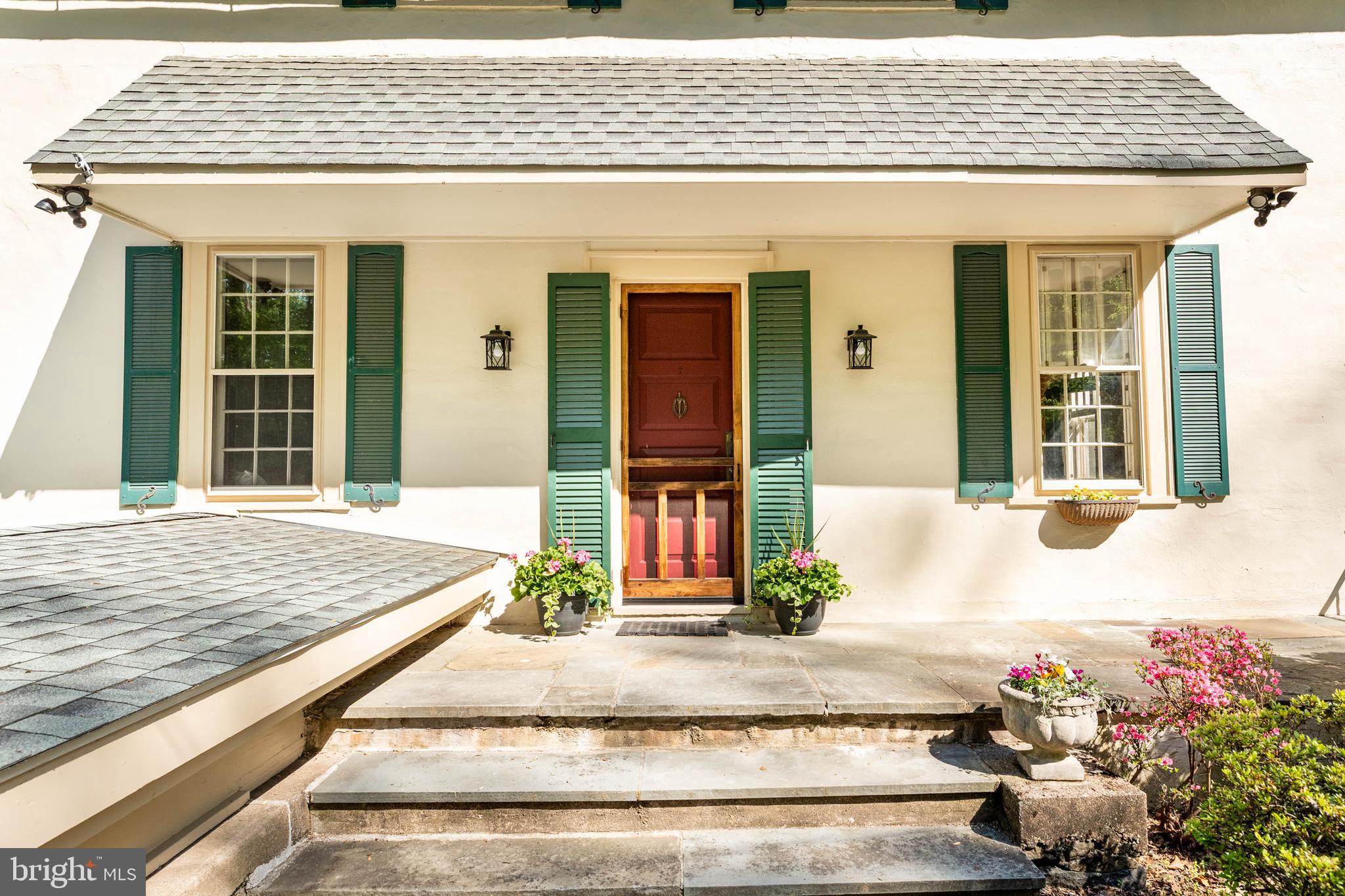 GLADWYNE - Residential