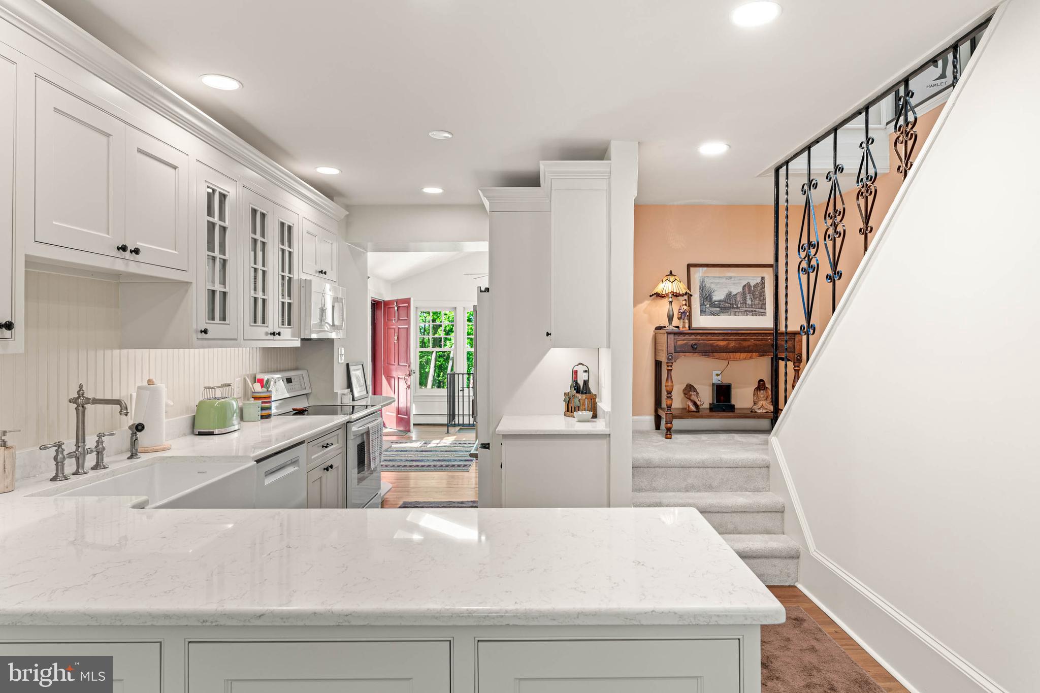 GLADWYNE - Residential