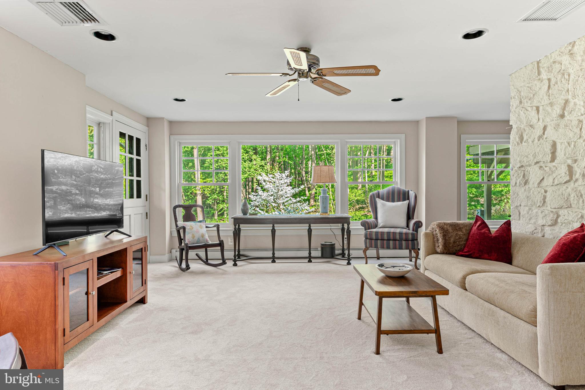 GLADWYNE - Residential