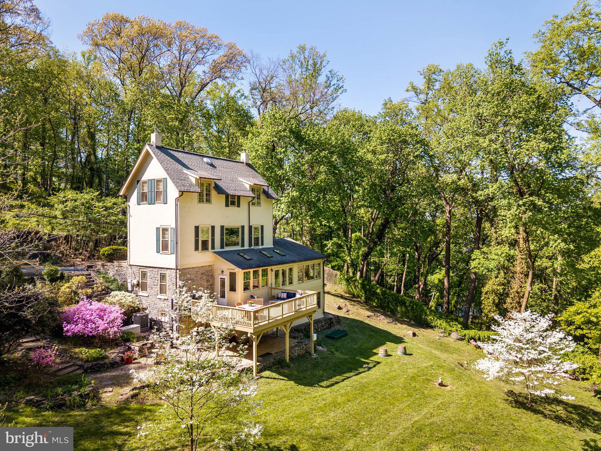 GLADWYNE - Residential