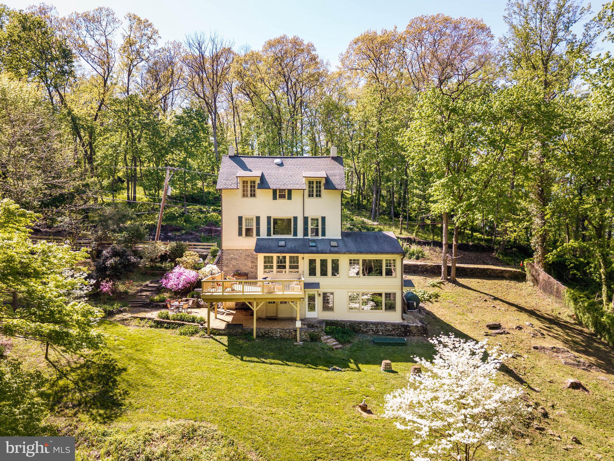 GLADWYNE - Residential