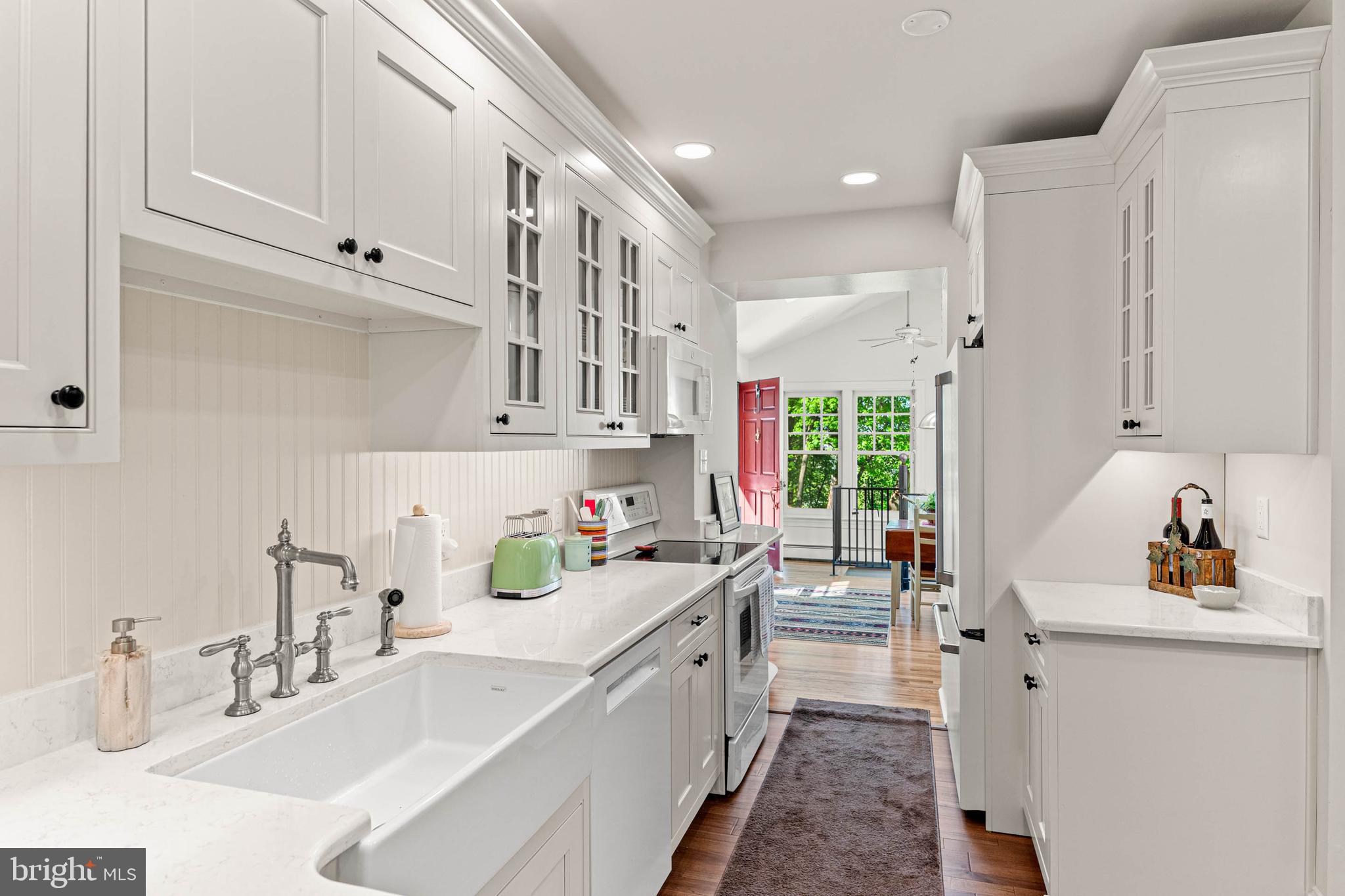 GLADWYNE - Residential