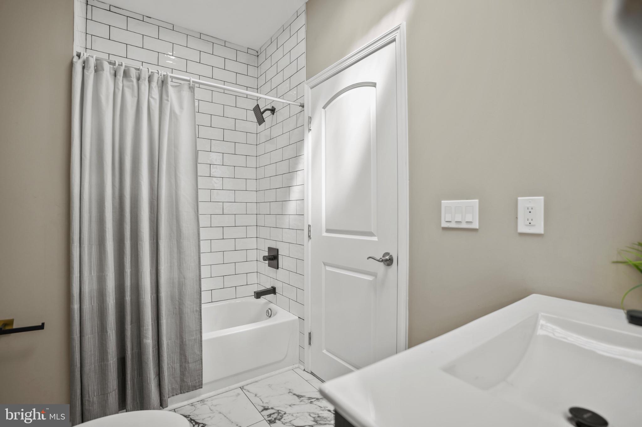 COLDSTREAM HOMESTEAD MONTEBELLO HISTORIC DISTRICT - Residential