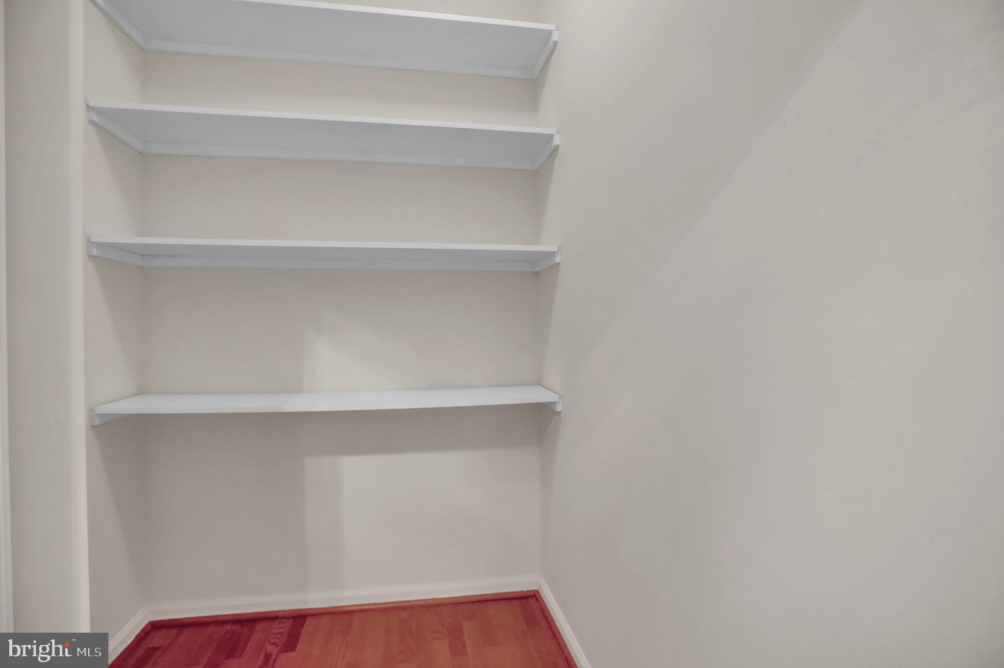 GLYNDON TRACE - Residential