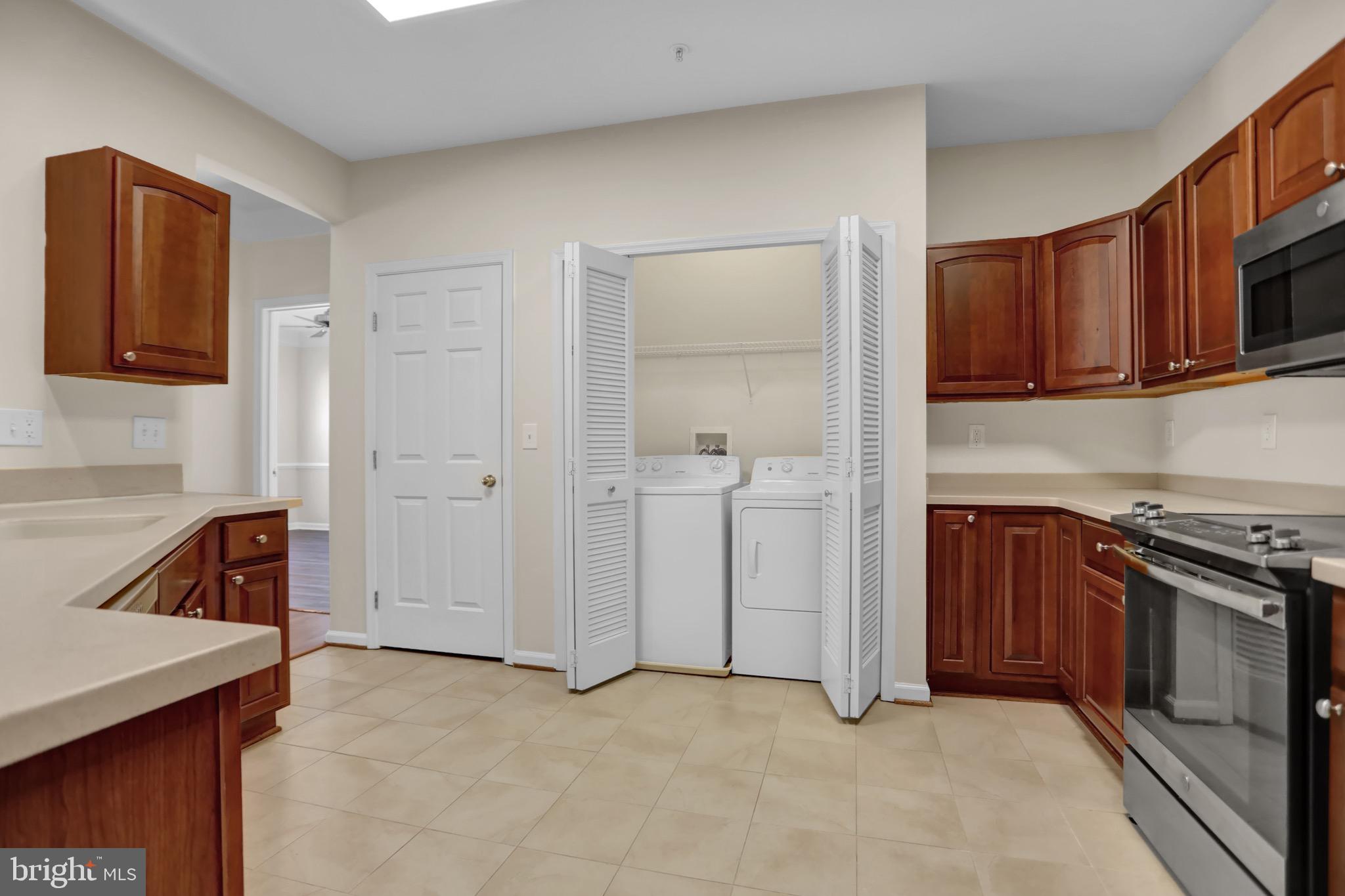 GLYNDON TRACE - Residential