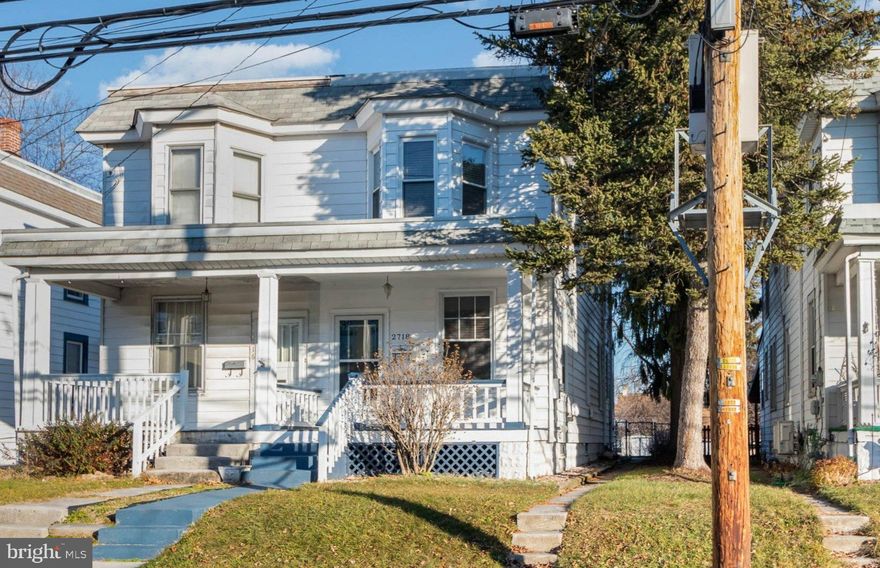 Ready to buy! Three-bedroom home is seeking a new owner.  The freshly painted home is move in ready.   Move into your new home for 2024.