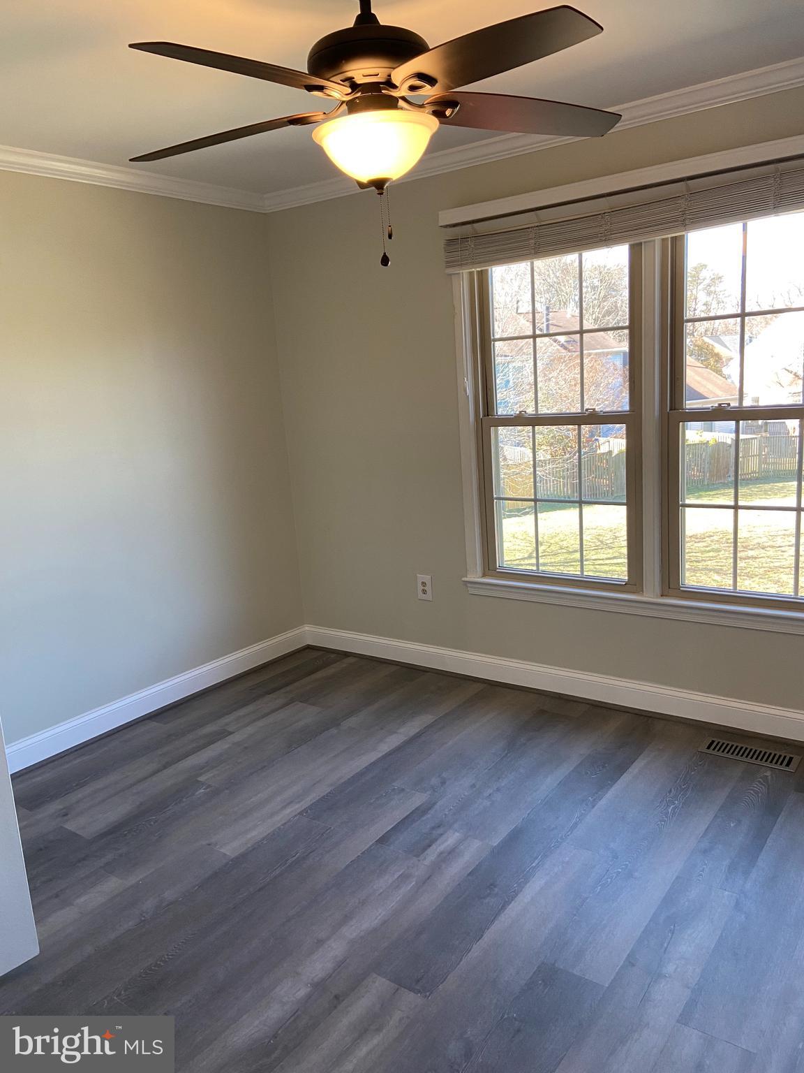 SOUTH KINGS STATION - Residential Lease