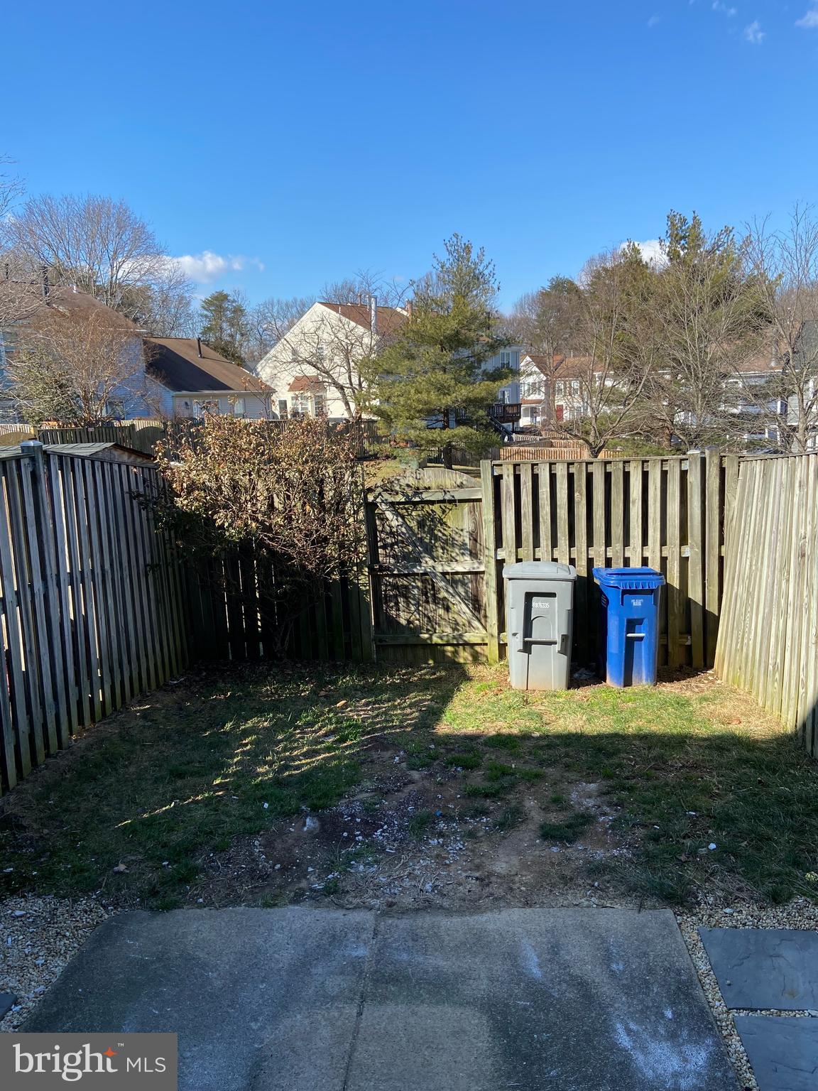 SOUTH KINGS STATION - Residential Lease