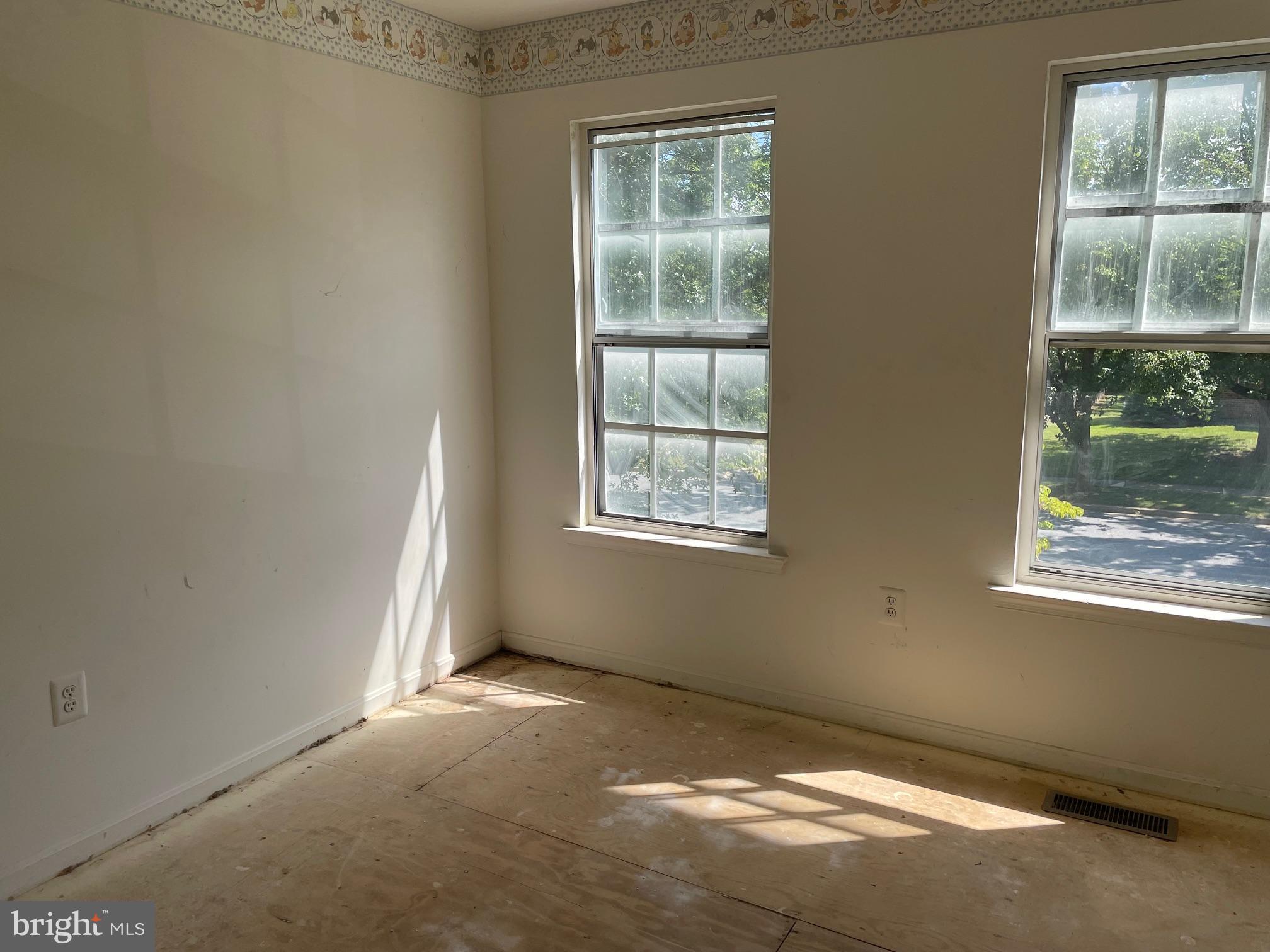 PISCATAWAY ESTATES - Residential