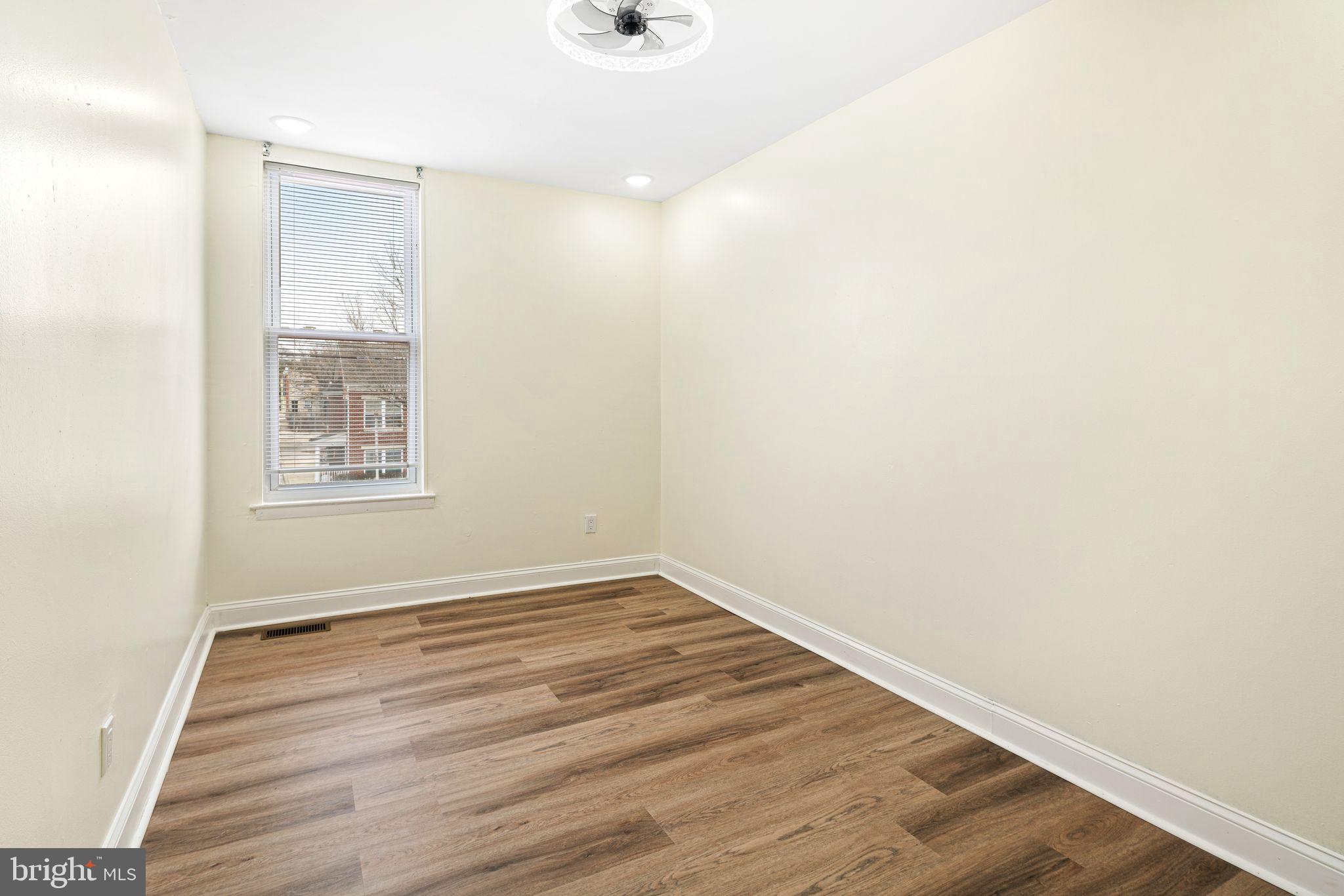 UNIVERSITY CITY - Residential