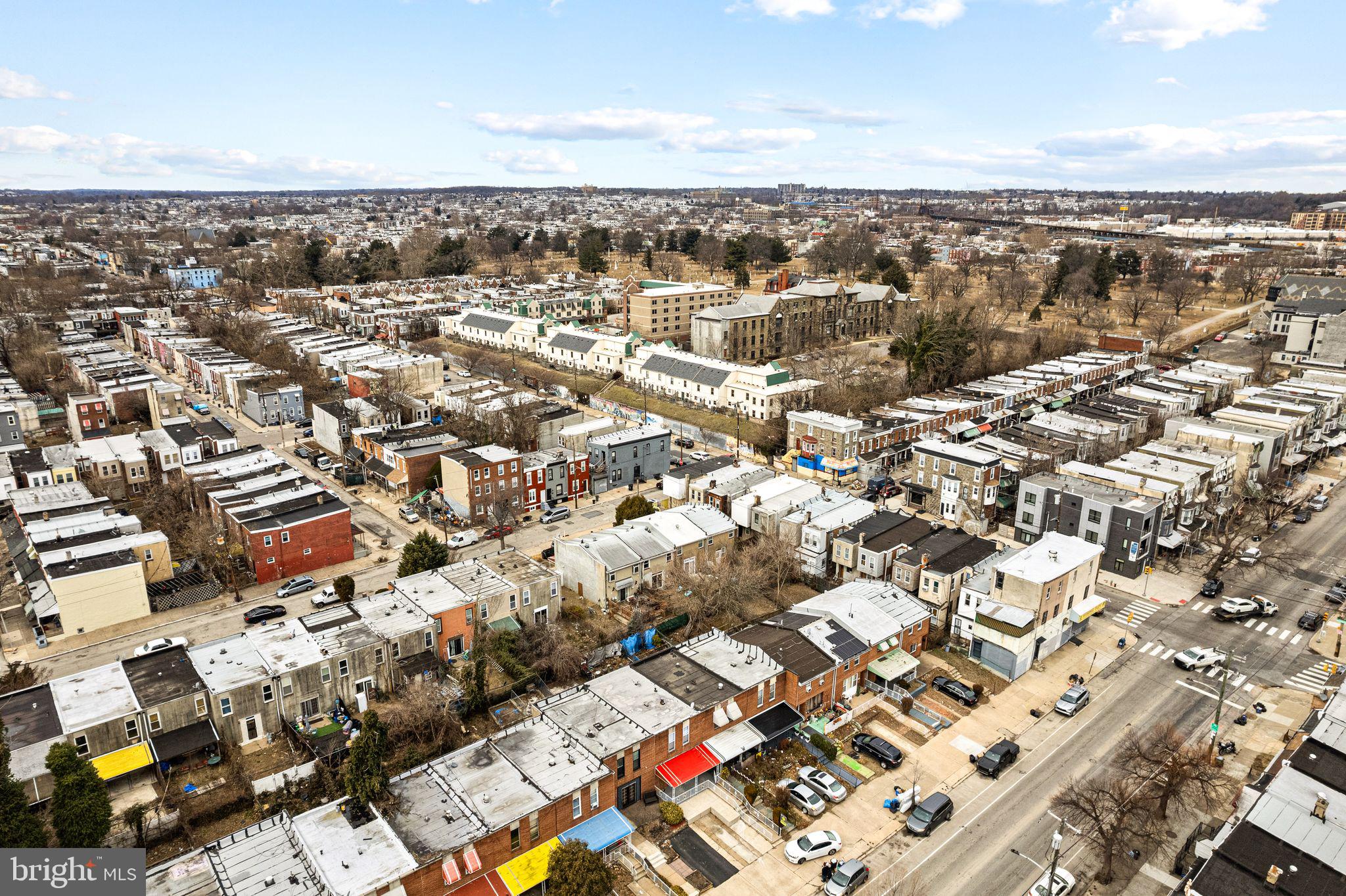 UNIVERSITY CITY - Residential