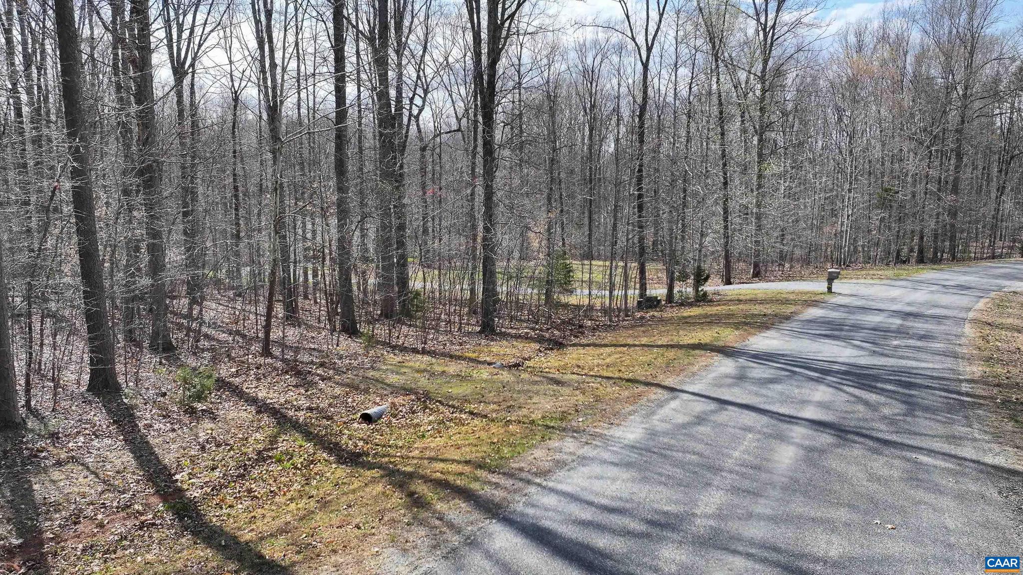 FRESHWATER ESTATES - Land