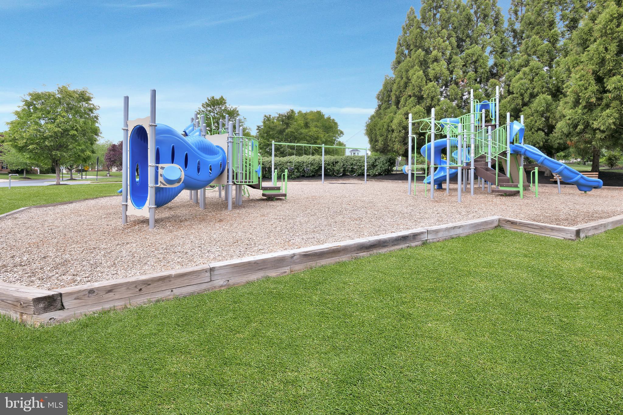URBANA HIGHLANDS - Residential