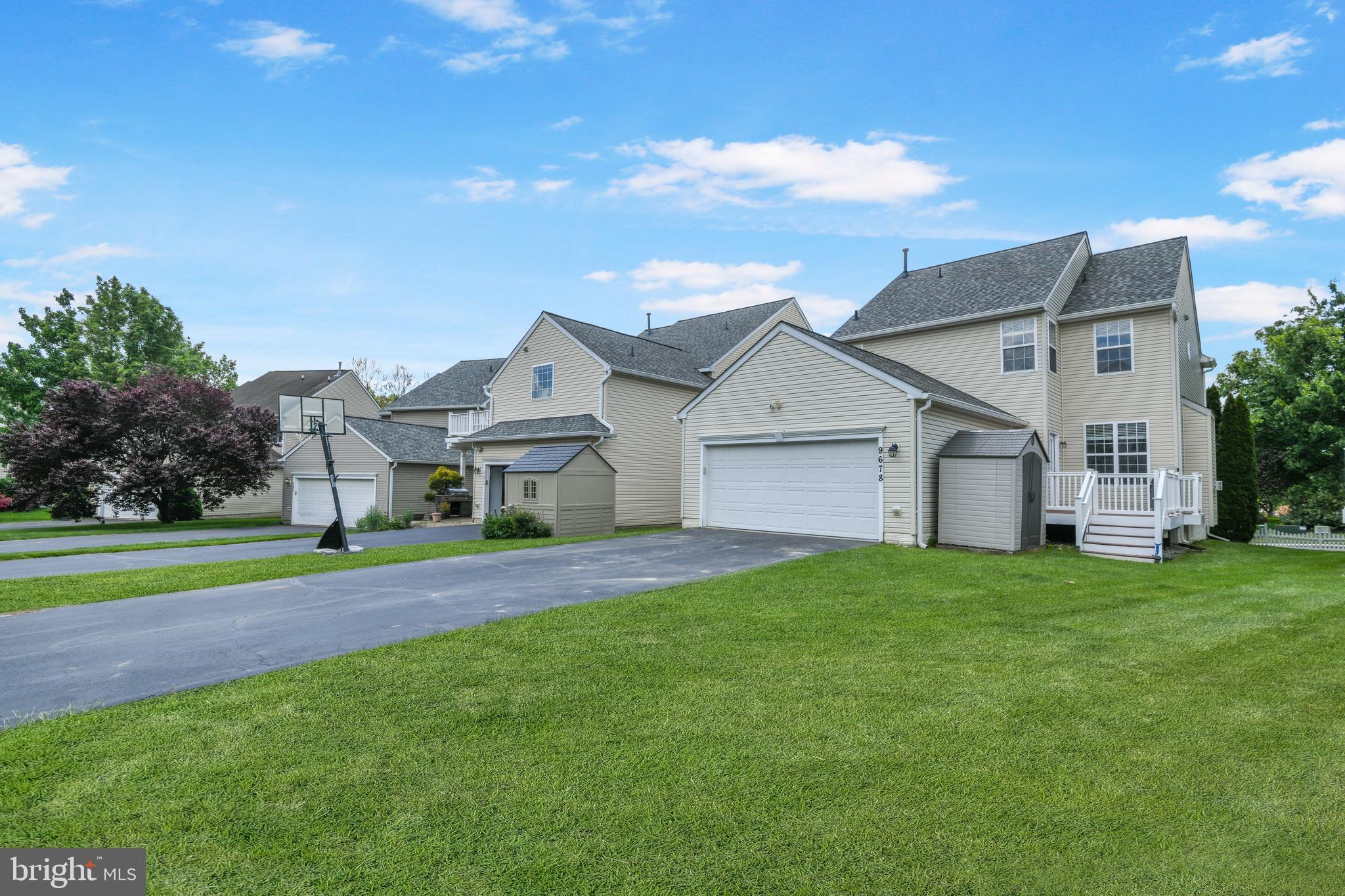 URBANA HIGHLANDS - Residential