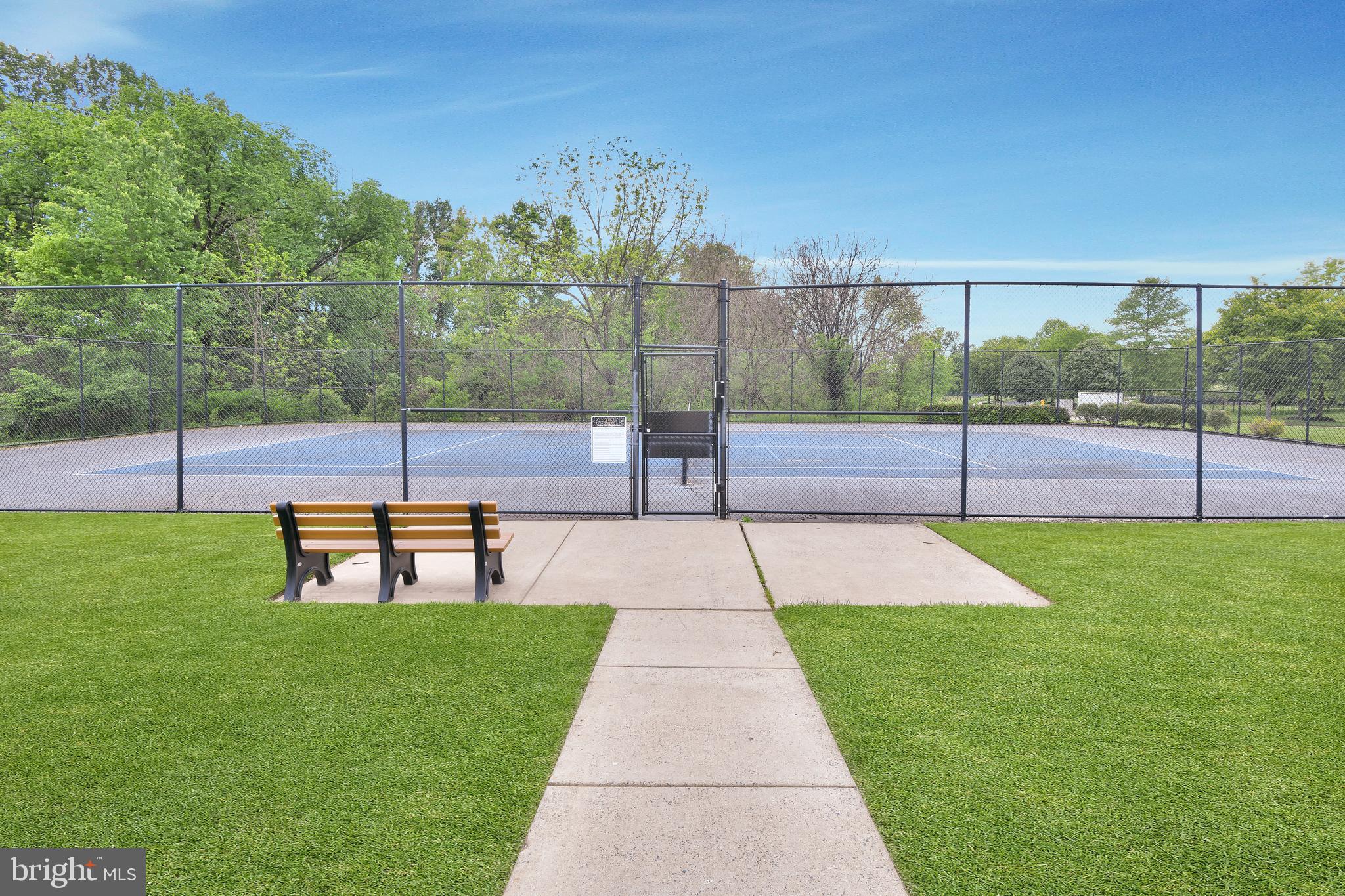 URBANA HIGHLANDS - Residential