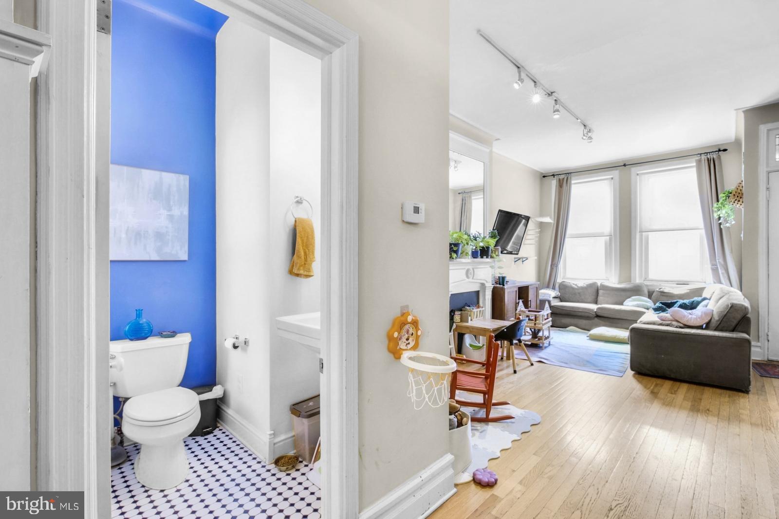 FISHTOWN - Residential Lease