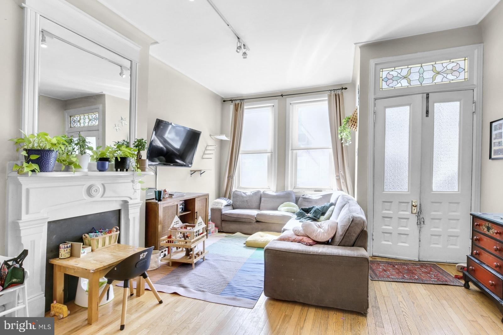 FISHTOWN - Residential Lease