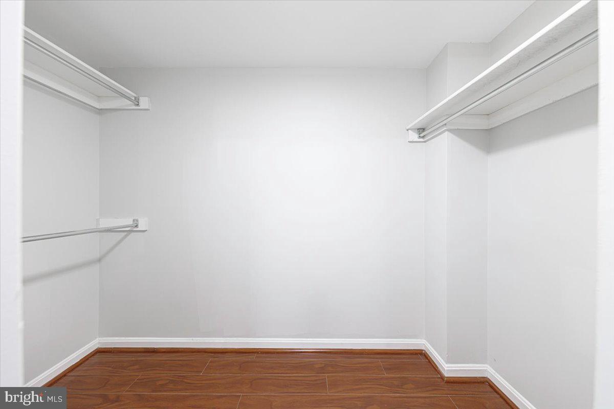 SUMMERWALK - Residential