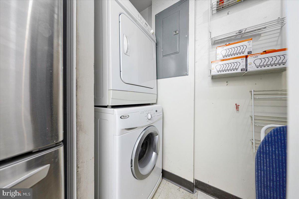 SUMMERWALK - Residential