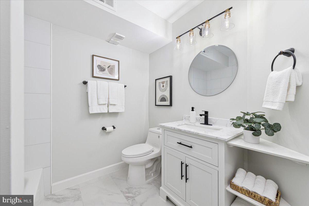 SUMMERWALK - Residential