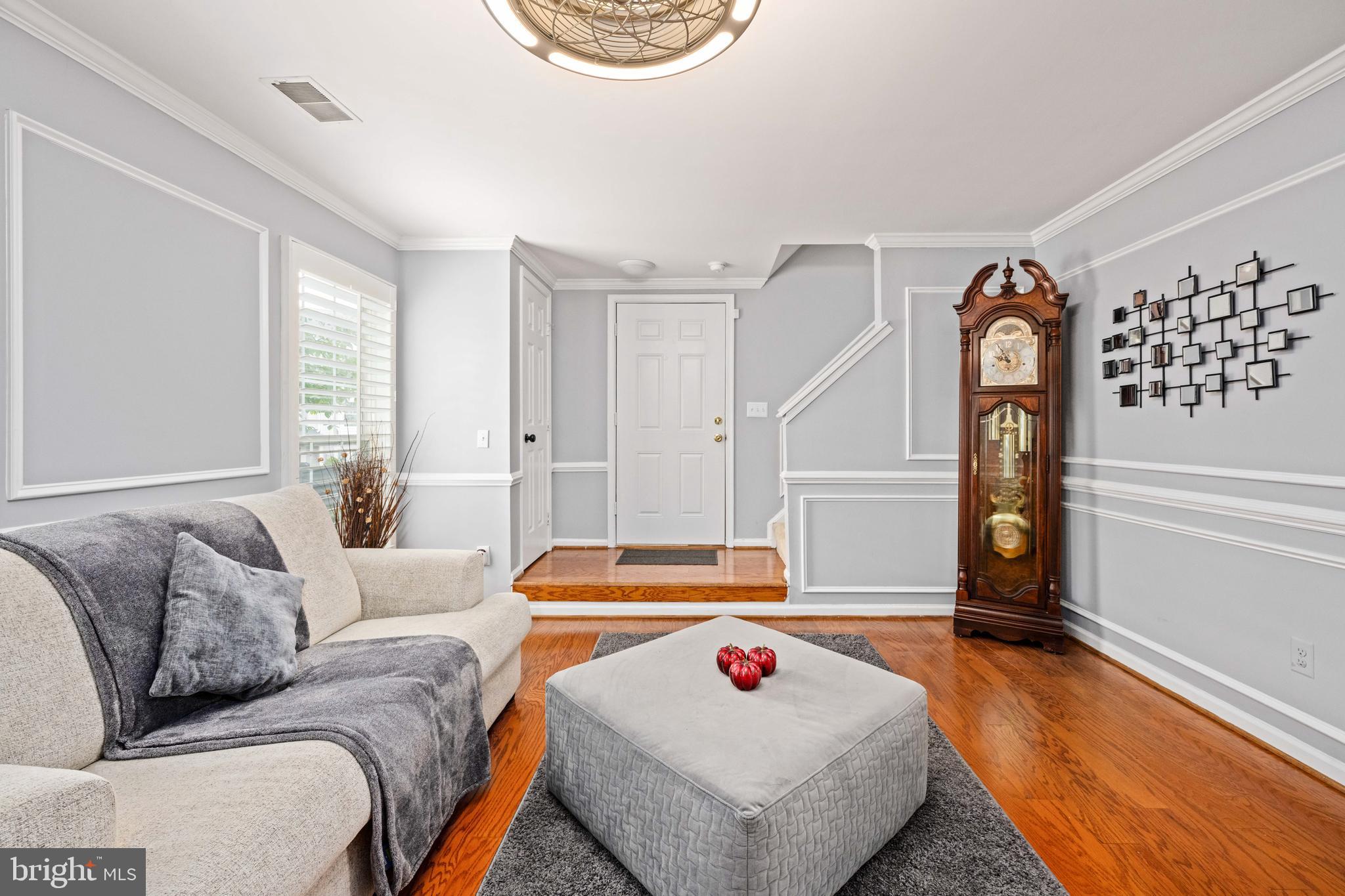 WELLINGTON/CLOVERHILL - Residential