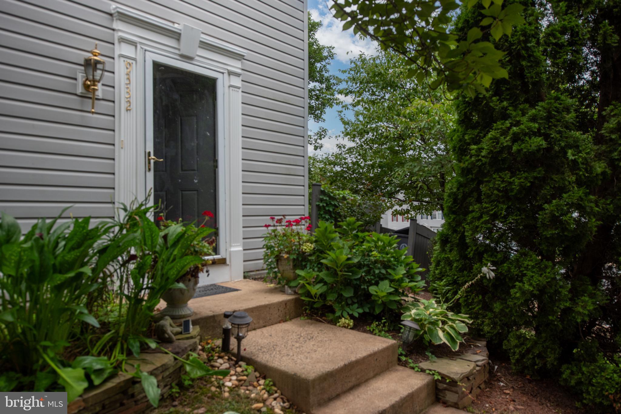 WELLINGTON/CLOVERHILL - Residential