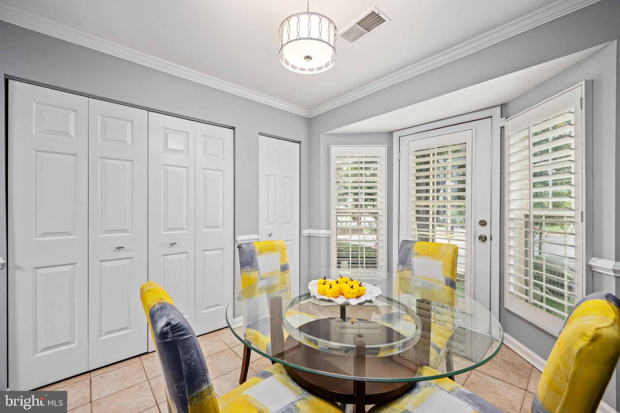 WELLINGTON/CLOVERHILL - Residential