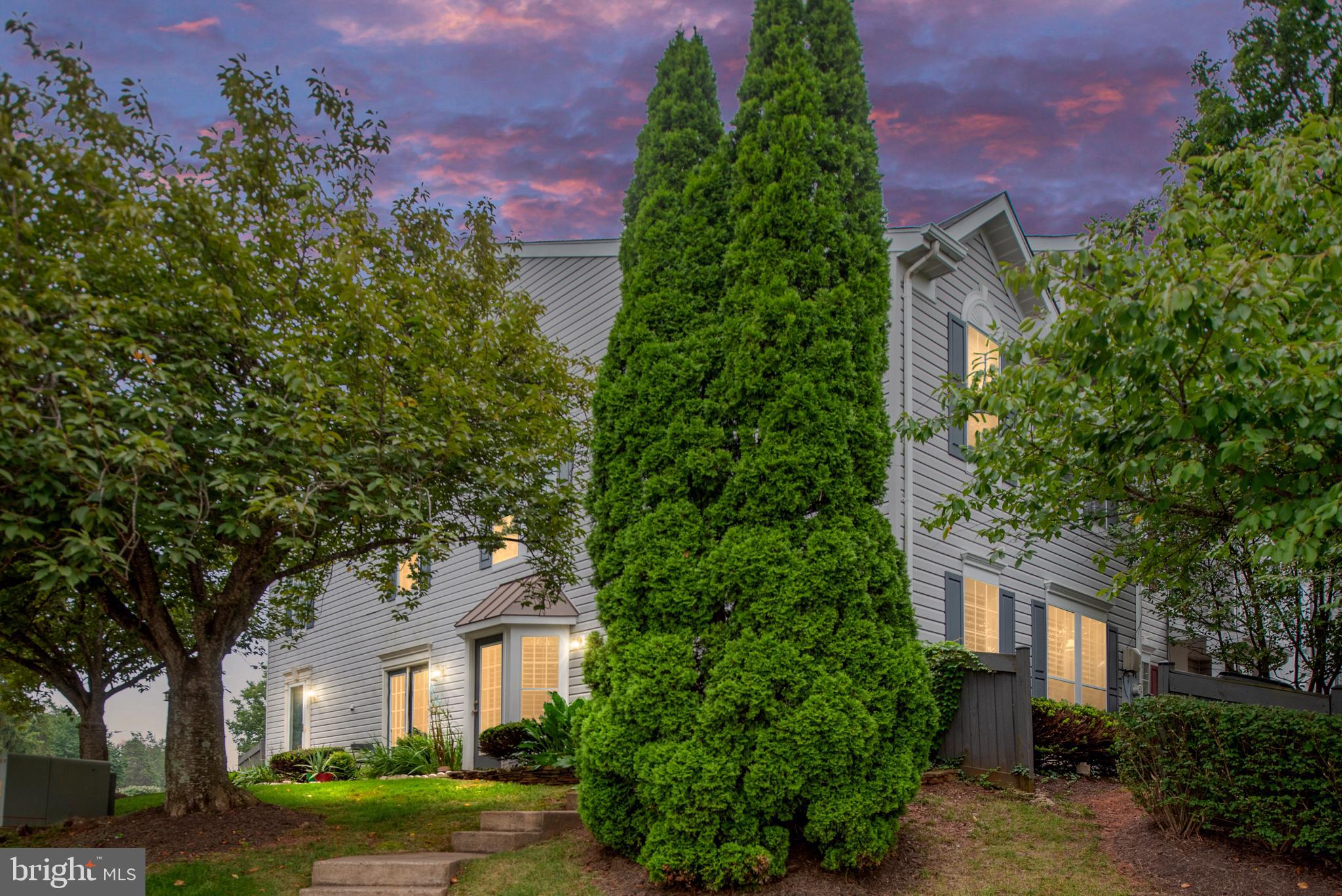 This beautifully updated and well-maintained 2-level, back-to-back end unit offers style, comfort, and convenience just minutes from Historic Old Town Manassas. Enjoy top-notch community amenities including a huge pool, tennis courts, clubhouse, and more!
Step inside to a welcoming entryway with gleaming hardwood floors that flow into the light-filled living room, enhanced by elegant chair rail detailing. The spacious kitchen has been thoughtfully updated, featuring stunning granite countertops (2020), freshly updated cabinets (2023), stylish light fixtures, gas cooking, and a dining area perfect for both daily meals and entertaining.
Upstairs, you’ll find three bedrooms, including one with a walk-in closet, plus a full hall bath. Additional upgrades include updated flooring throughout, modern finishes, and a convenient in-unit washer & dryer.
Highlights:
Updated kitchen with granite countertops (2020) & refreshed cabinets (2023)
Hardwood floors in the living room & entryway
Chair rail accents for added elegance
Updated flooring throughout
Fenced yard
Reserved parking
Minutes to shopping, dining, VRE, and commuter routes
Move-in ready and full of appeal—don’t miss this Wellington gem!