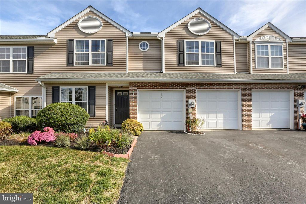 Photo of 122 Kestrel Court, HUMMELSTOWN, PA 17036 (MLS # PADA2050210)