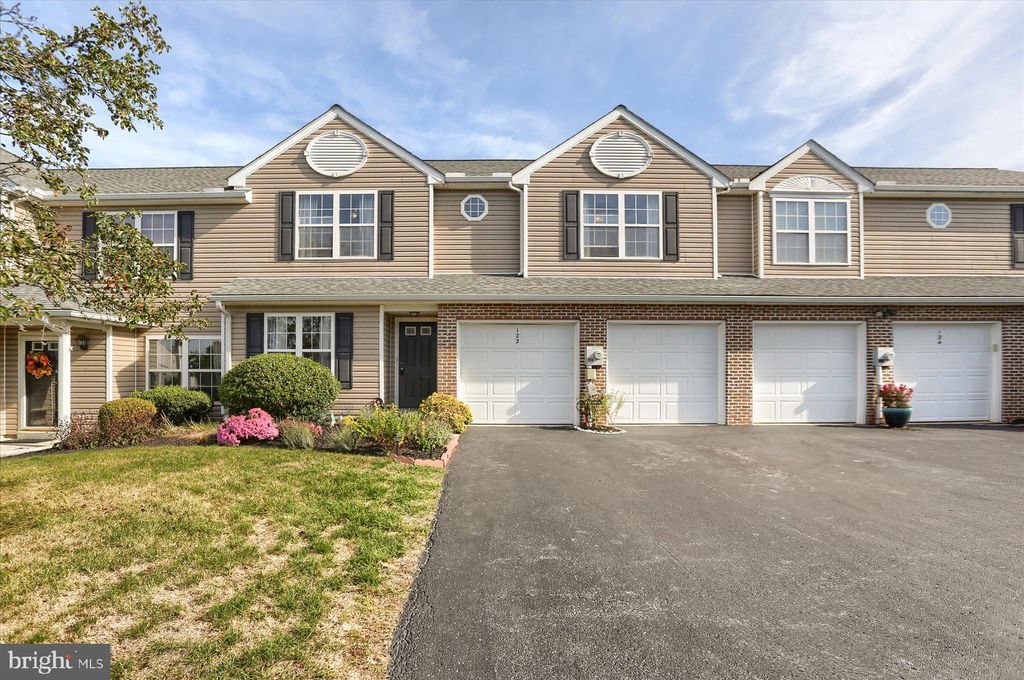 Photo of 122 Kestrel Court, HUMMELSTOWN, PA 17036 (MLS # PADA2050210)