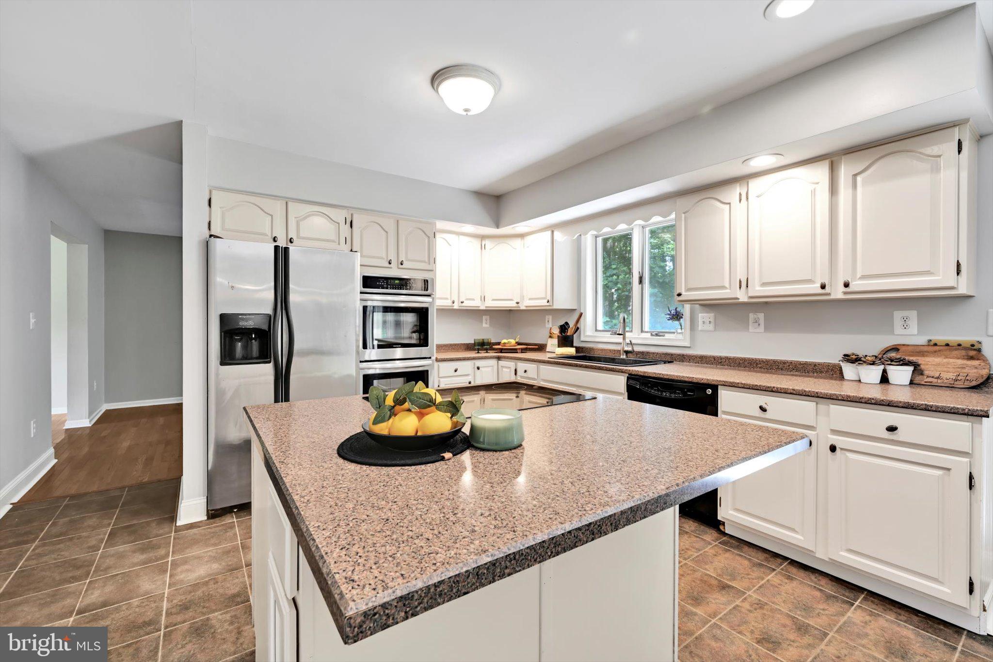 MAPLEFLOWER - Residential